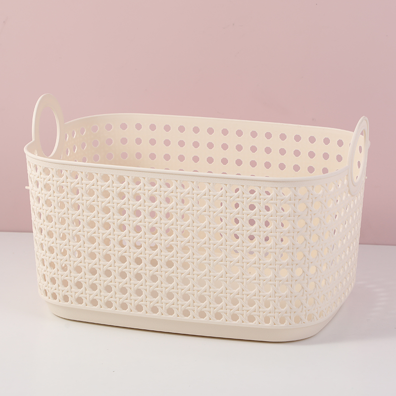 Medium bamboo weaving storage basket