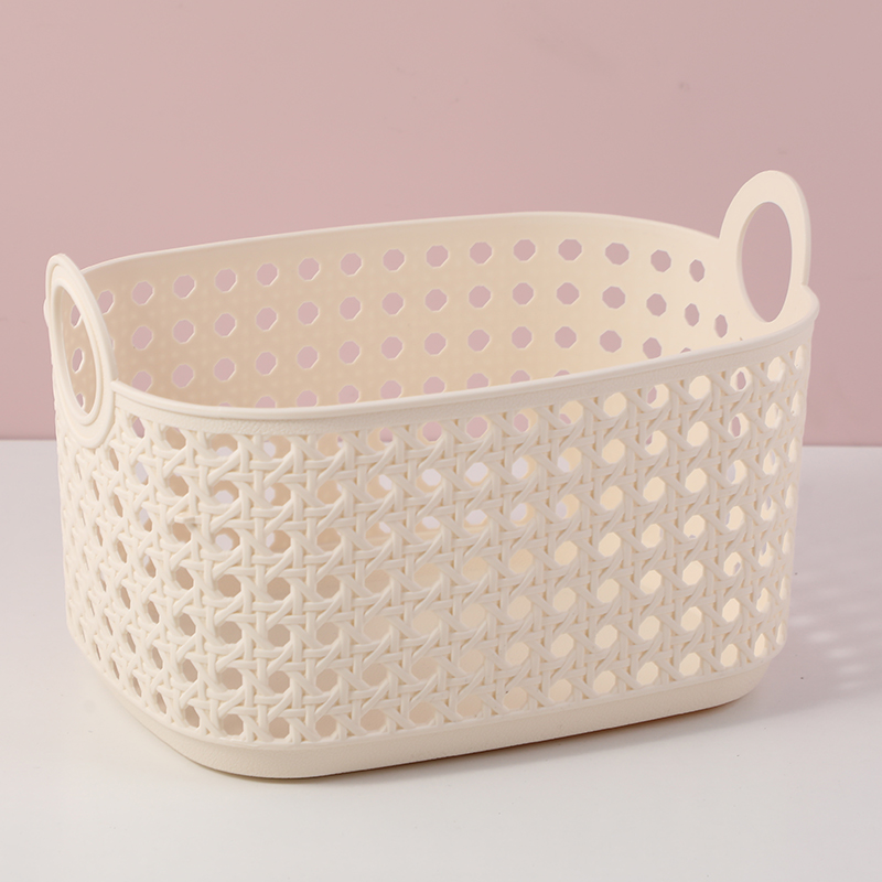 Small bamboo weaving storage basket