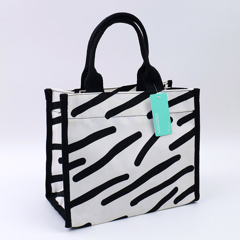 Handbag with lines
