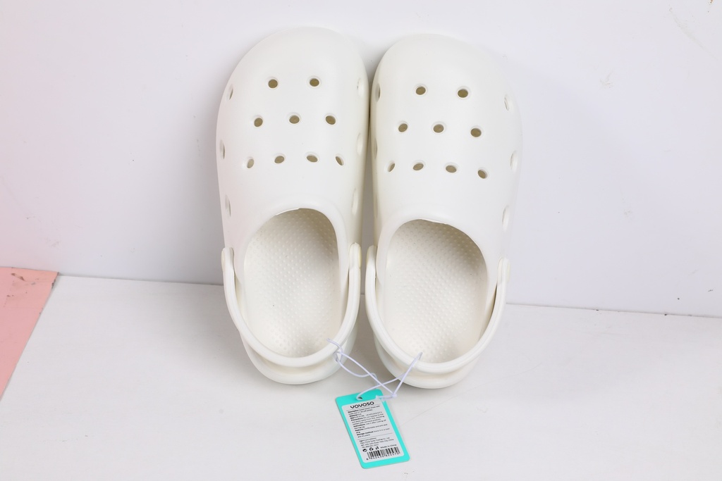 Sweet beach shoes with holes size 37-38 (off-white)