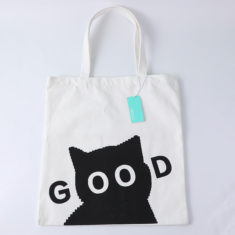 Cute kitten shopping bag