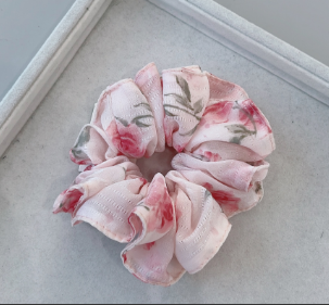 Rose Print Series Hair Tie