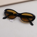 Rounded Cat-Eye Ladies' Sunglasses - Brown