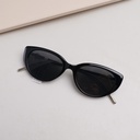 Cat-Eye Ladies' Sunglasses - Black