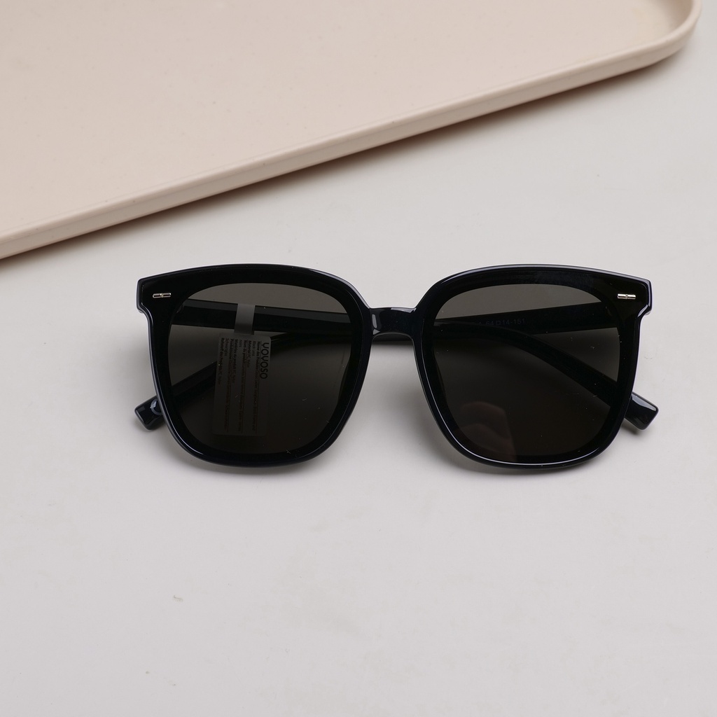 Classic Ladies' Sunglasses - Black Frame and Black Lens