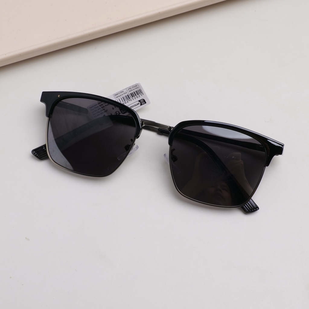 Square-Frame Men's Sunglasses - Black