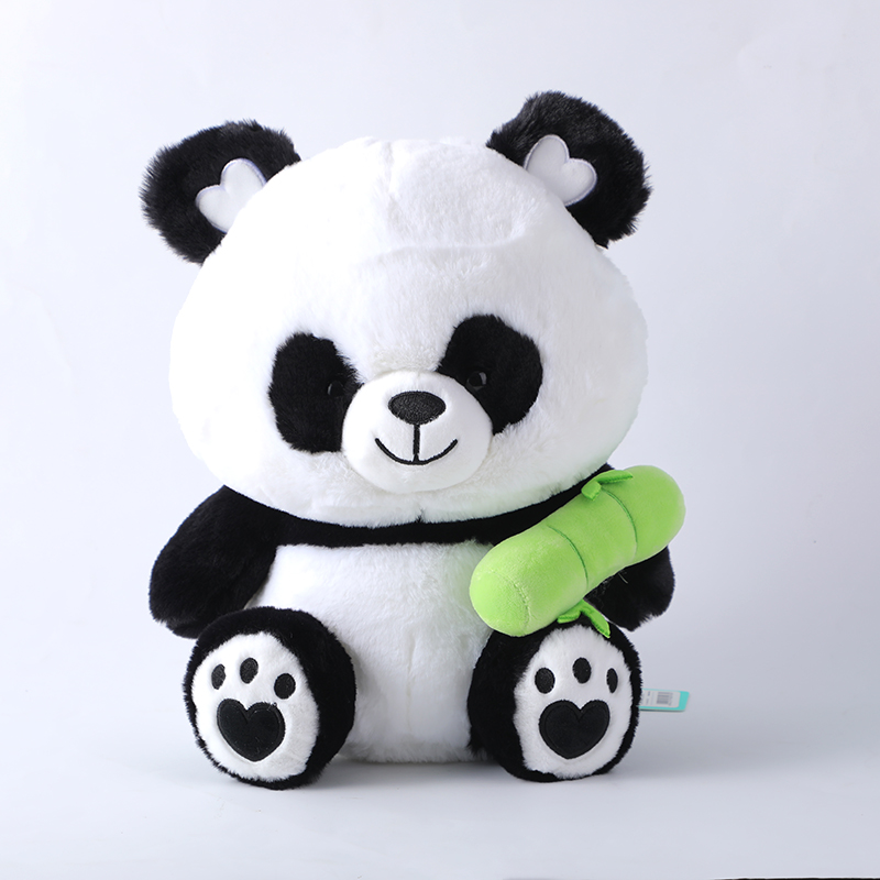 Lovely panda plush doll-20cm（plastic eyes)