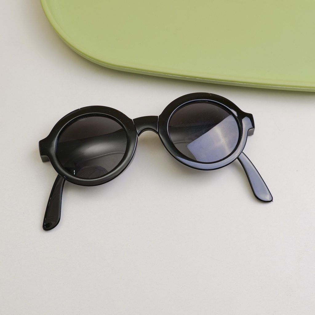 Color matching round polarizer for children - black