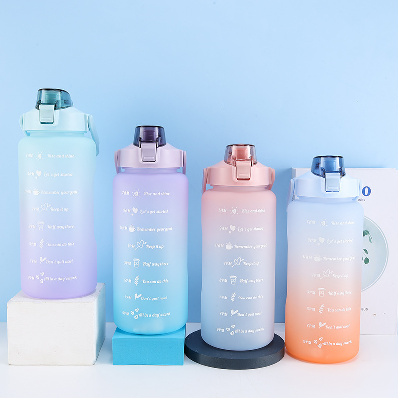 Portable Gradient Color Plastic Cup-2L