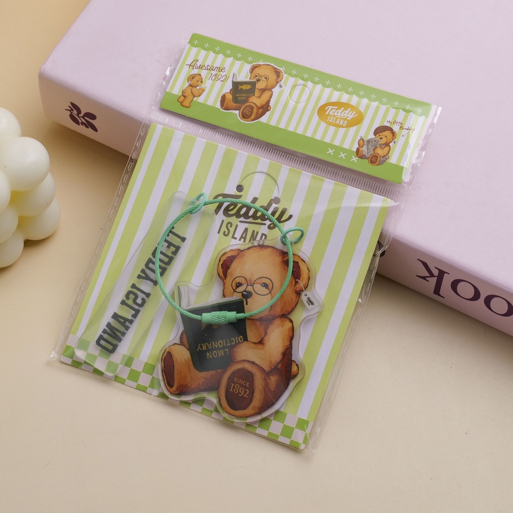TEDDY ISLAND Series Classic Book-reading Keychain