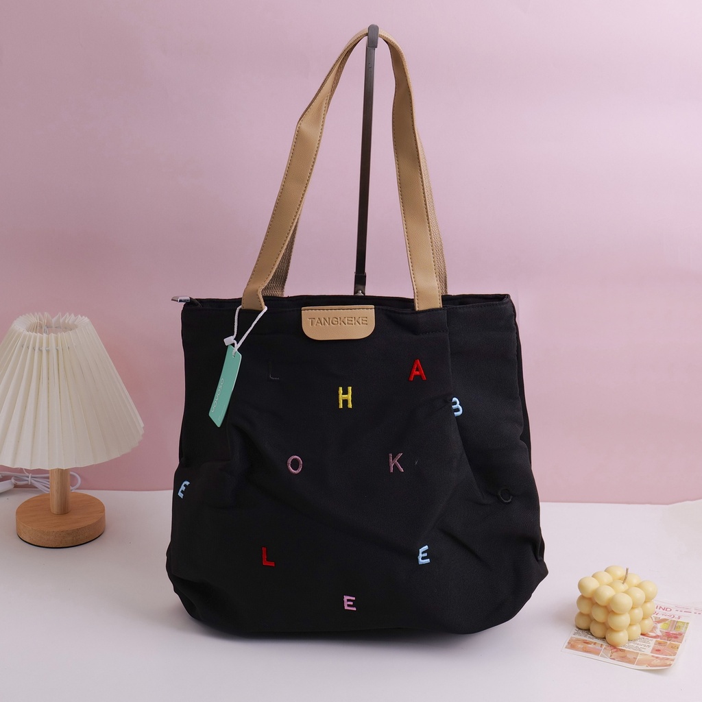Embroidered Women's Shoulder Bag - Black