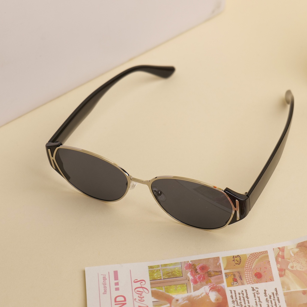 Metal Frame Women's Sunglasses - Black/Silver