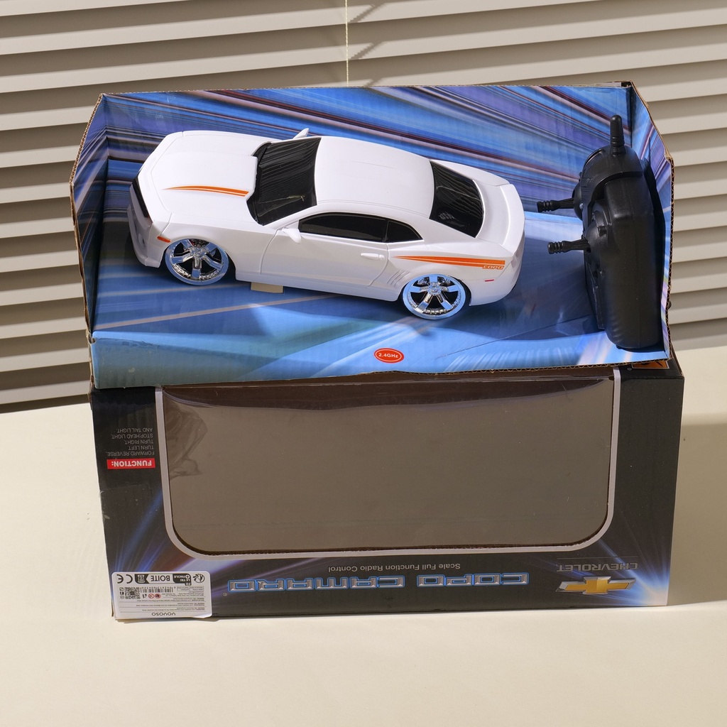 (866-2803)1:24 CAMARO COPO Special Edition RC Car (Battery Not Included) - White