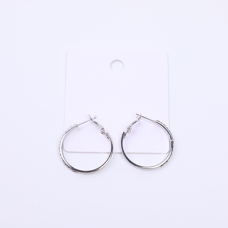 Half zircon hoop earring