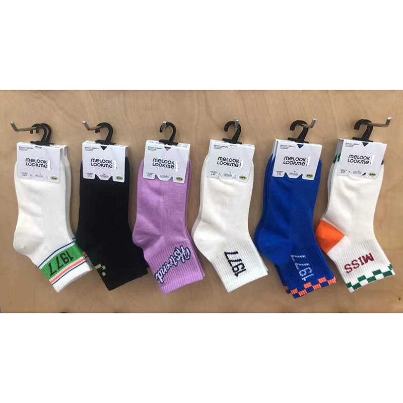 1977 color contrast mixed style sports c